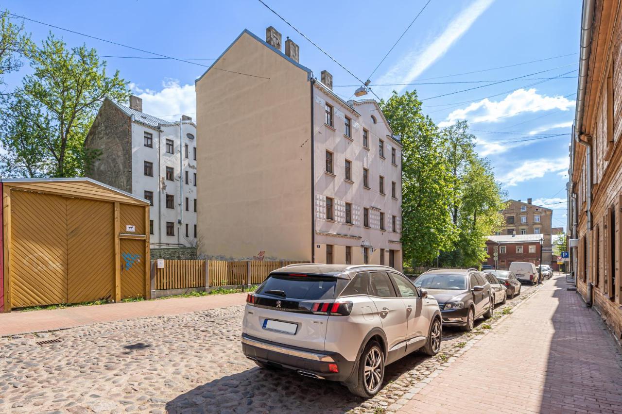 Top-Floor Studio With Courtyard View In Unesco Area, Murnieku Street Residence Riga Eksteriør billede
